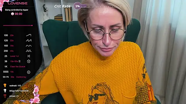 Snapshot of PamellaMurphy chatting on September 17, 8:34 am PamellaMurphy online show from September 17, 8:34 am