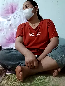 Linda885 online show from December 16, 8:42 am