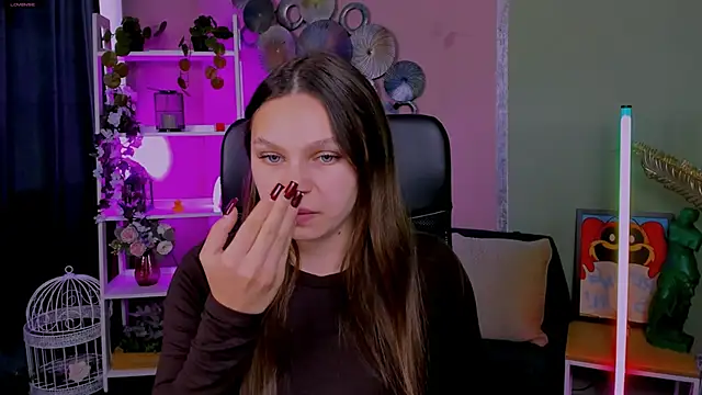 niri vex online show from October 3, 11:26 am