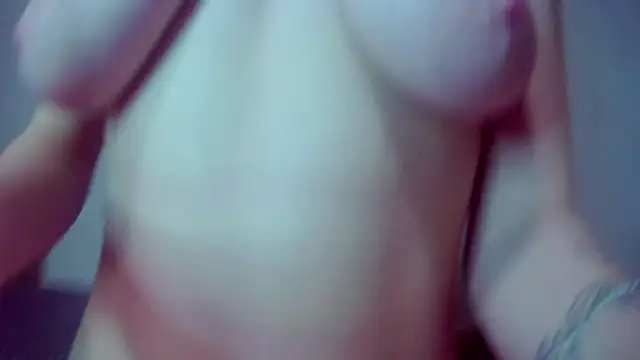 rinabluu online show from October 4, 4:33 pm