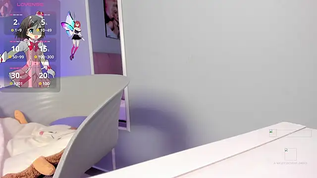 ela petit online show from November 19, 10:43 pm