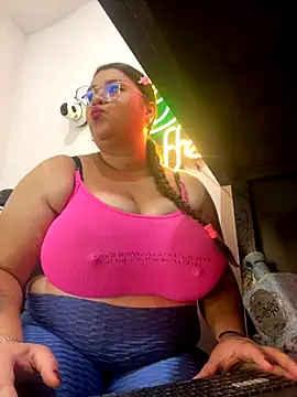 Snapshot of SafiroFer chatting on September 9, 9:03 pm SafiroFer online show from September 9, 9:03 pm