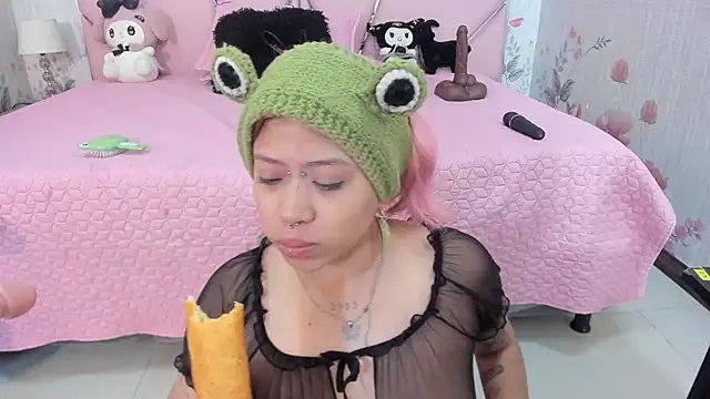 SafiroAgataaa online show from March 14, 2:56 am