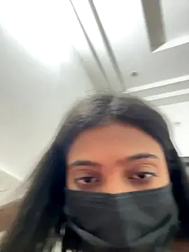 Snapshot of HeerStd chatting on October 16, 6:05 am HeerStd online show from October 16, 6:05 am