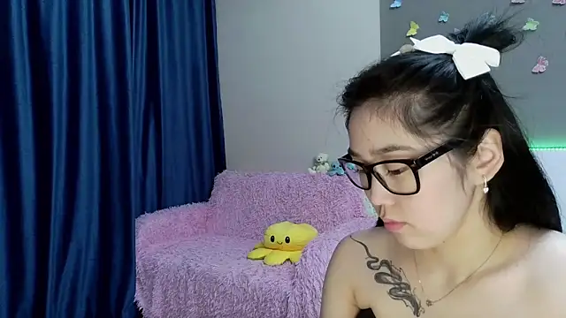 RoxysinX online show from September 25, 7:55 pm