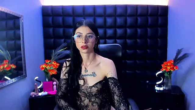 Dulce Miaa  online show from June 19, 6:33 pm