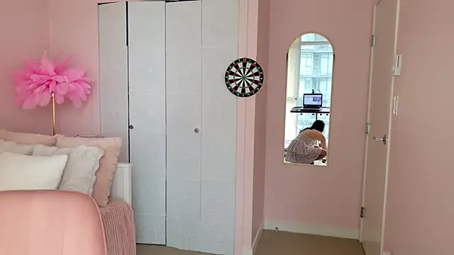 SirenSwitch online show from October 3, 9:20 pm