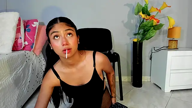 Snapshot of KimTayloor1 chatting on September 16, 7:00 pm KimTayloor1 online show from September 16, 7:00 pm