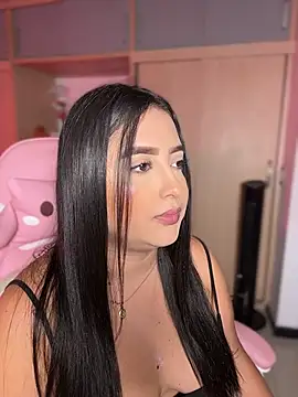 Emiily Moore1 online show from May 8, 11:28 pm