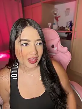 Emiily Moore1 online show from May 20, 11:46 pm