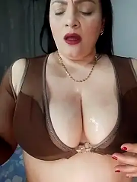 tiffany Johnson1 online show from June 22, 11:35 pm