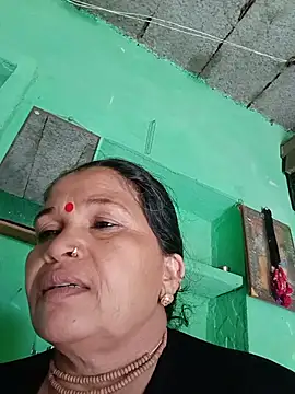 Manavi x online show from July 8, 8:27 am