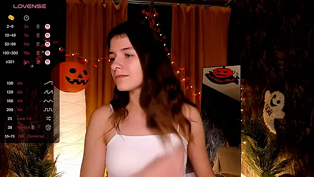 amy cute cat online show from October 23, 9:04 am