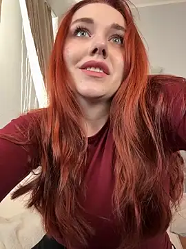 Snapshot of PollyVinice chatting on September 14, 11:30 am PollyVinice online show from September 14, 11:30 am