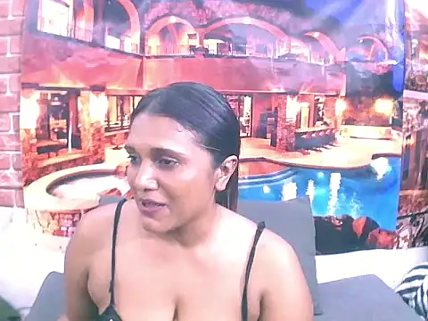 IndianSexyLady4u online show from November 11, 7:00 pm