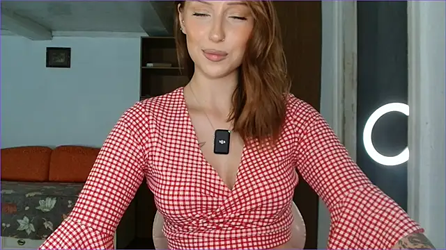 RuxaShade online show from July 29, 9:09 am