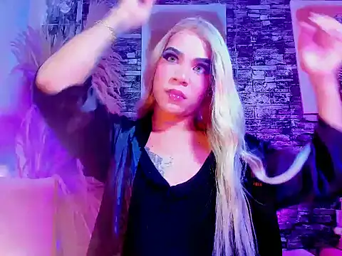 Snapshot of Cherry_Adams1 chatting on September 10, 2:00 am Cherry Adams1 online show from September 10, 2:00 am