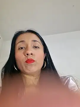 SofiiMilf online show from July 9, 9:06 pm
