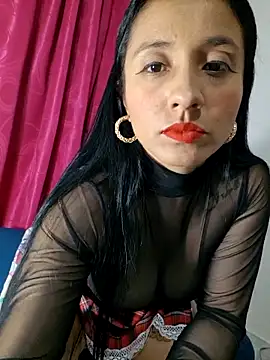 SofiiMilf online show from May 28, 2:42 am