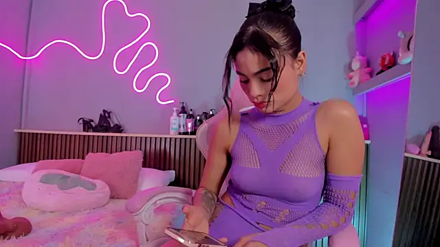 SammyRose  online show from June 13, 10:07 pm