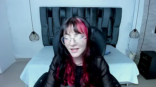 AfroditaLeclair online show from October 25, 8:15 pm