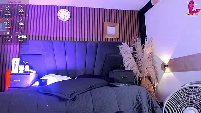 BritanyBrown  online show from June 23, 5:16 am