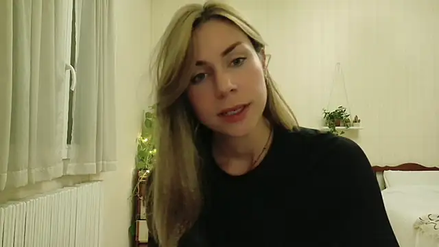 Snapshot of wonderalice31 chatting on September 26, 7:11 pm wonderalice31 online show from September 26, 7:11 pm
