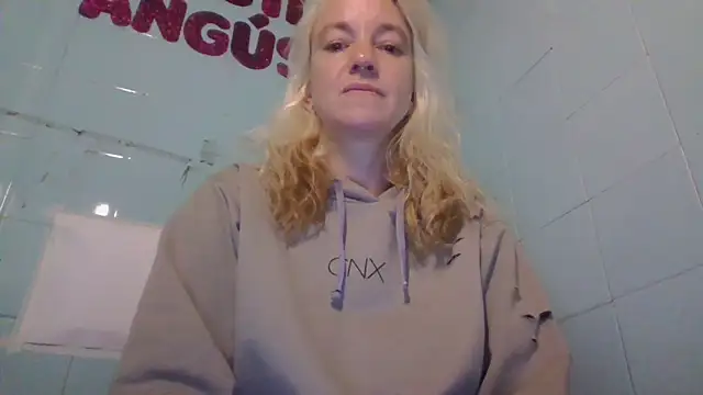 Senhoritajesus42 online show from June 17, 12:39 pm