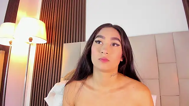 Nicolqueen  online show from July 29, 11:32 am