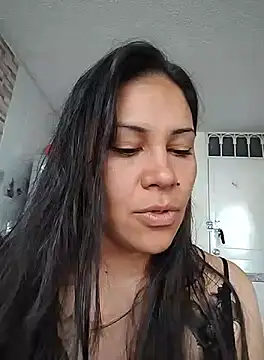 Snapshot of KittyHoleshot87 chatting on September 22, 3:54 pm KittyHoleshot87 online show from September 22, 3:54 pm