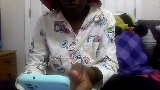 Snapshot of prettymaa chatting on October 5, 4:17 am prettymaa online show from October 5, 4:17 am