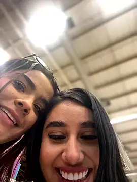 Sophie Dreamss online show from January 16, 9:00 pm