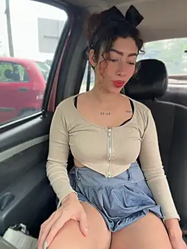roxyrougee online show from August 4, 3:51 pm