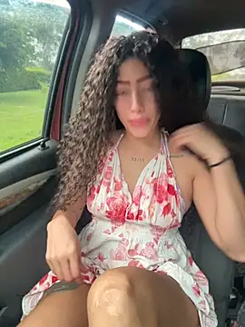 roxyrougee online show from July 18, 12:29 pm