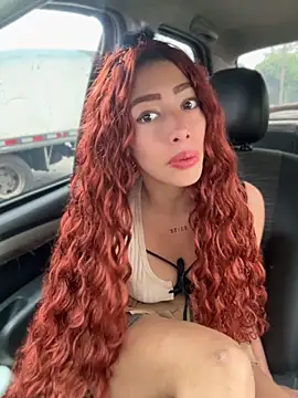 roxyrougee online show from June 11, 12:35 pm