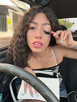 roxyrougee online show from July 30, 11:44 am