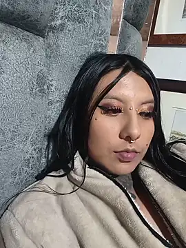 missashlyrosette online show from June 10, 12:10 am
