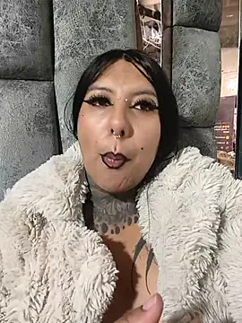 missashlyrosette online show from July 13, 1:28 am