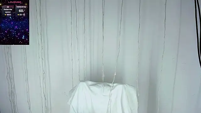 Snapshot of TheBlackwidows chatting on September 30, 11:49 am TheBlackwidows online show from September 30, 11:49 am