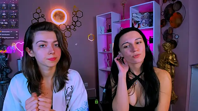 kitniss dreamy online show from October 1, 3:28 pm