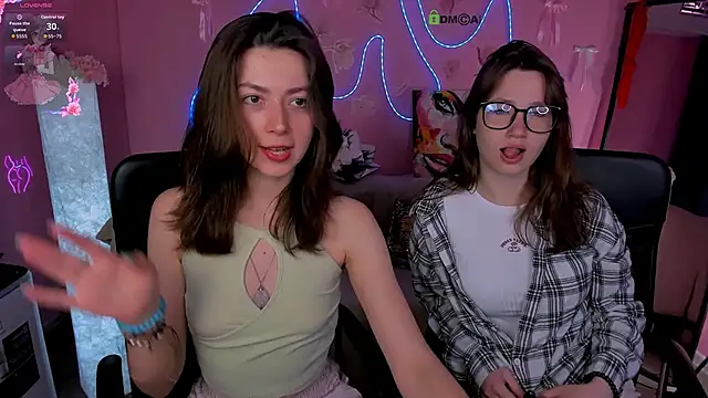 kitniss dreamy online show from June 16, 7:15 pm