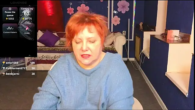 Kira Kenett online show from April 29, 6:57 pm