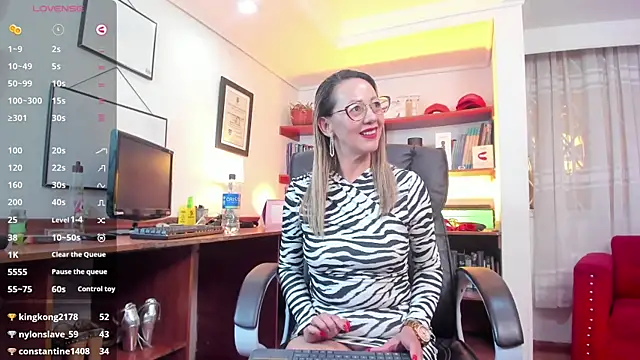 GretaVoss  online show from May 31, 2:28 am