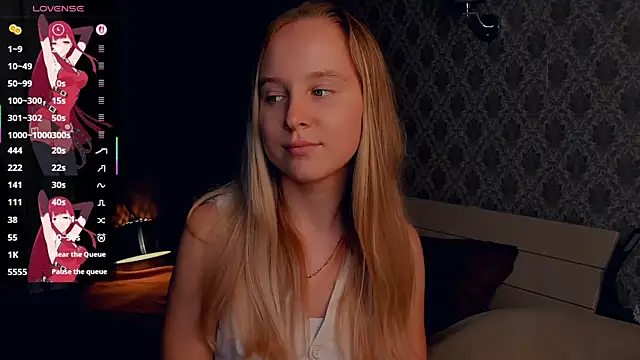 SoonMoor online show from September 18, 5:55 pm