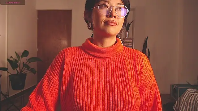 Ellyuwuw online show from November 21, 2:02 am