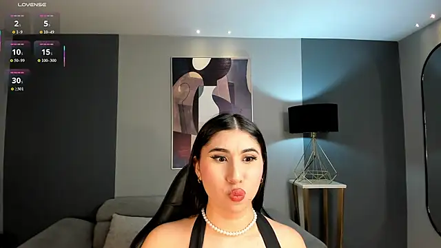 MayaMoretti  online show from July 14, 2:05 am