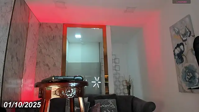Snapshot of shantal_chocolet chatting on October 1, 12:54 pm shantal chocolet online show from October 1, 12:54 pm