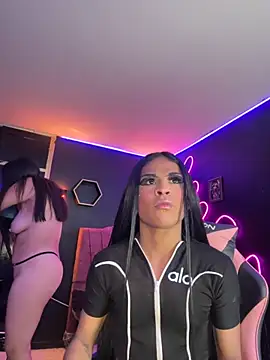 Snapshot of Lust_Queens chatting on October 15, 6:49 am Lust Queens online show from October 15, 6:49 am
