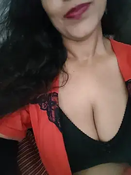 Deepa Sharma143 online show from July 30, 2:01 am