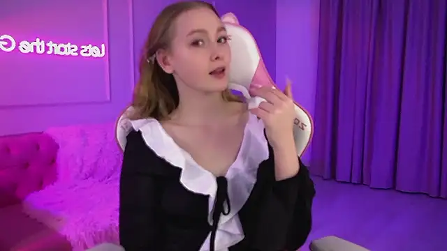 AgataFoxley online show from March 7, 6:26 pm